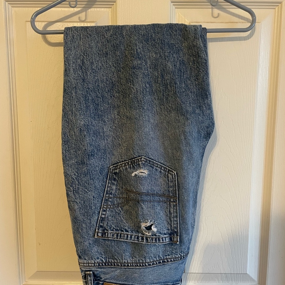 American Eagle Blue Distressed Denim Jeans